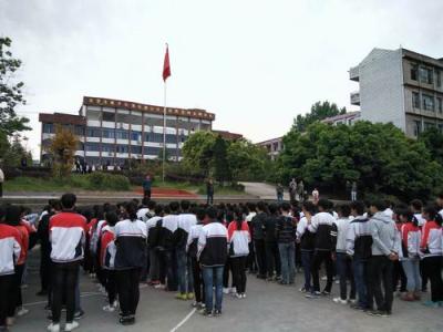 渠縣涌興中學2018年班級設置