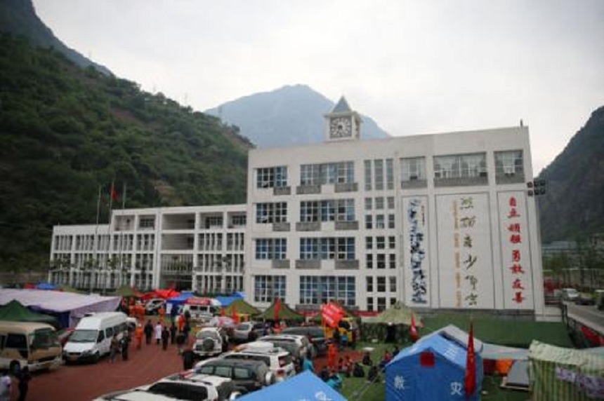寶興縣海南高級中學學校環(huán)境好嘛？