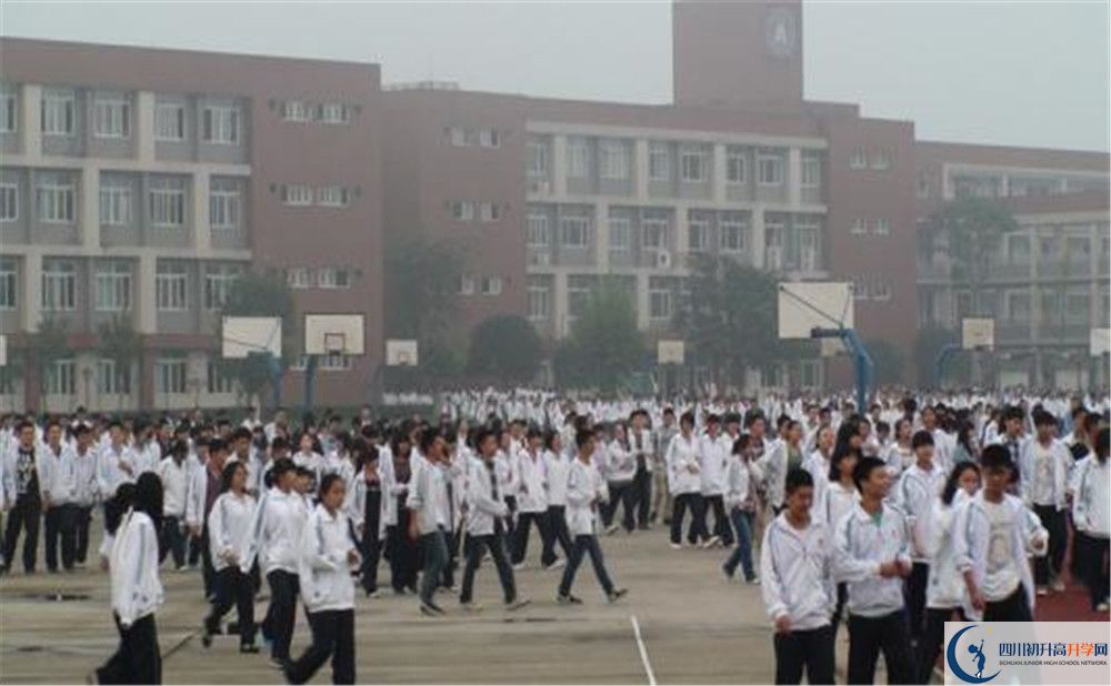 考華潤高級中學(xué)的分?jǐn)?shù)線是多少？