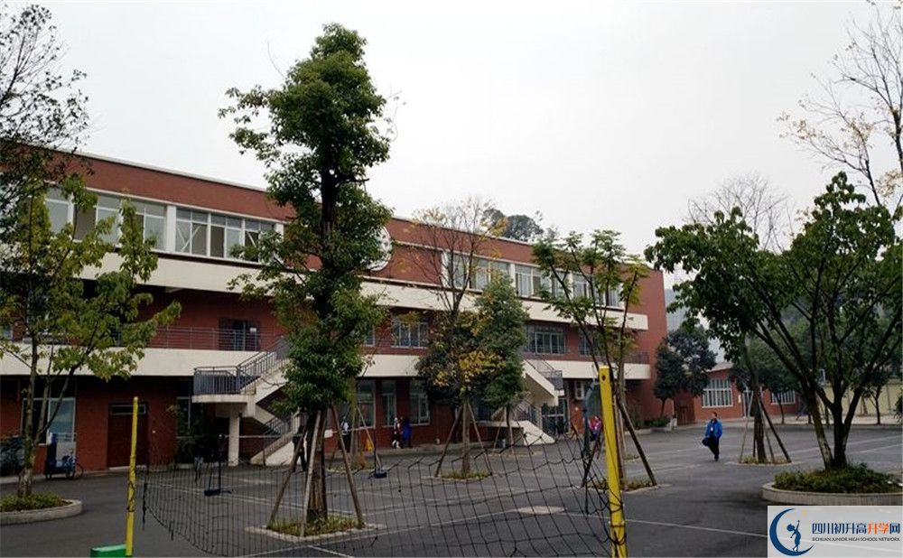 成都七中八一學(xué)校2020屆高三期末試卷在哪看？