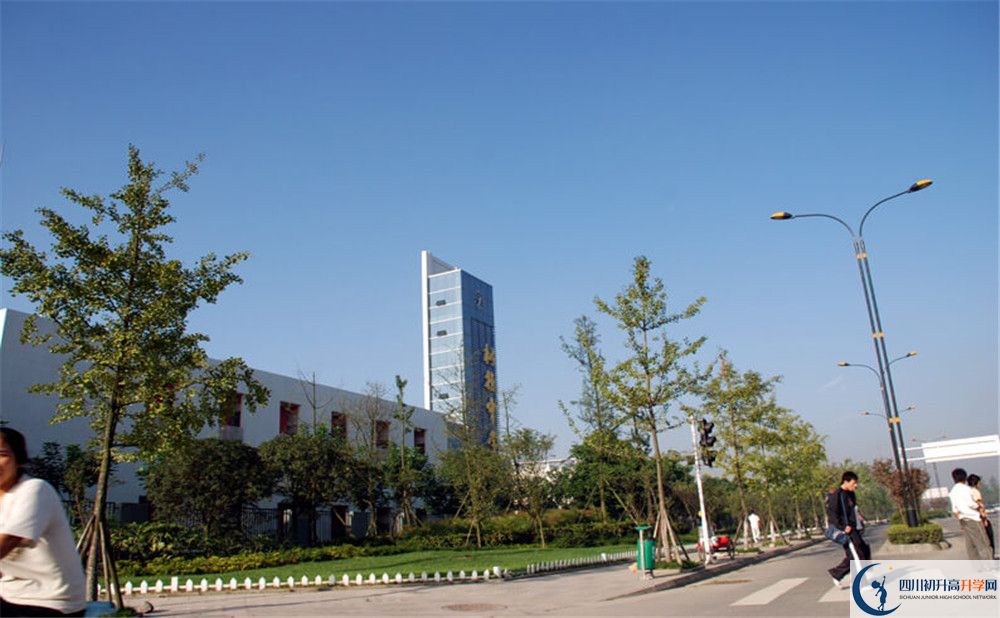 成都樹德中學(xué)光華校區(qū)高中平行班怎么樣？