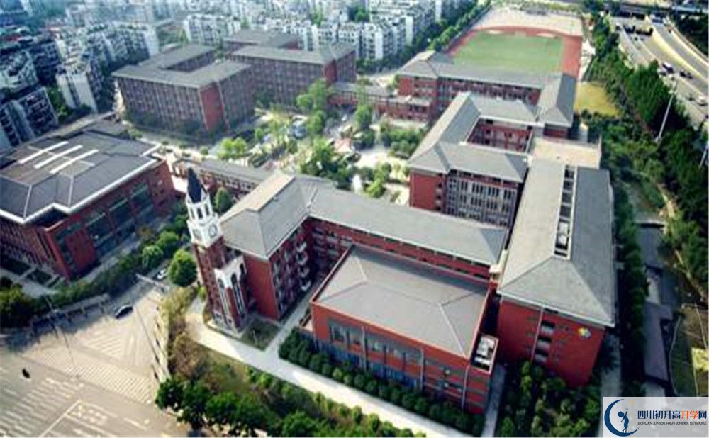成都七中萬達(dá)學(xué)校平行班中考重點(diǎn)率高嗎？